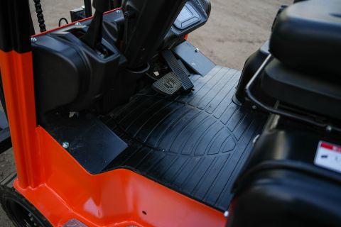 Вилочный погрузчик Sibtrike SF4 Light 15.3LA 1500 кг