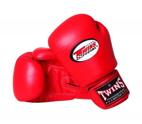 Перчатки боксерские Twins BGVL-3 10 oz